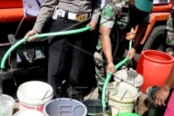 Daerah Kekeringan di Temanggung Terima Bantuan Air Bersih