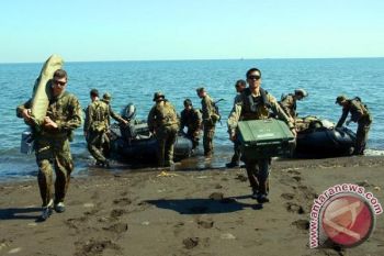 Marinir Indonesia-Amerika Latihan Amfibi di Situbondo