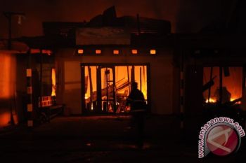 Rumah Pengusaha Garmen Ludes Terbakar