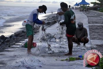 Akademisi: Moratorium Alih Muat Untungkan Nelayan 