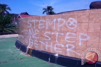Taman Kantor Bupati Dicoret Orang Tak Dikenal 