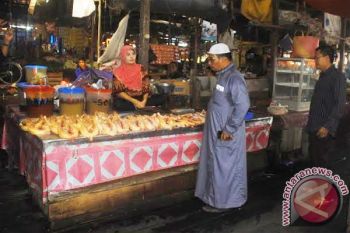 Anggota DPD RI Kunjungi Pasar Sayur-Ikan Buntok 