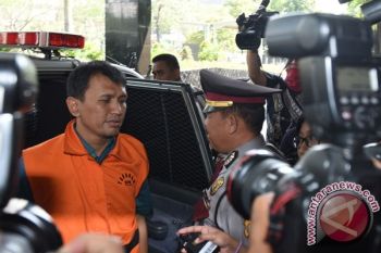 Saksi belum Siap, Kejaksaan Tunda Pemeriksaan Gatot dalam Kasus Bansos