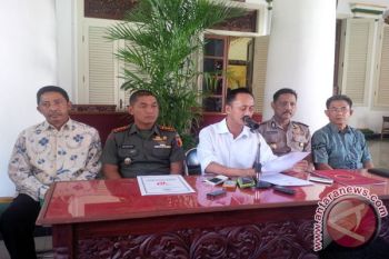 Bupati Pamekasan Surati Presiden Terkait Atribut PKI