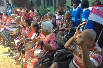 Peringati Kemerdekaan RI,Puluhan Lansia Gelar Upacara