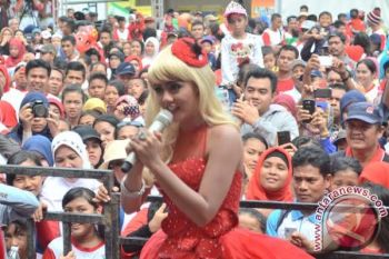 Ribuan Peserta Jalan Santai Ikuti Alek Nagari