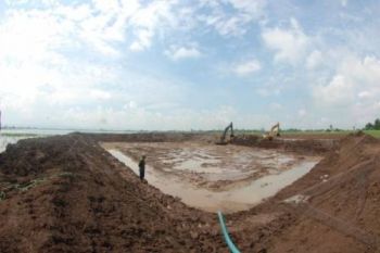 Warga Kudus Manfaatkan Tambak Ikan