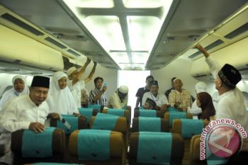 Replika pesawat haji