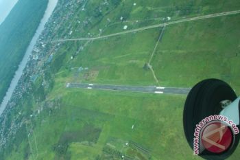 Bupati Kecewa Bandara Kuala Pembuang Tak Terekspos
