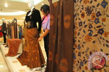 Batik "Pagi Sore" Lasem Banjir Peminat