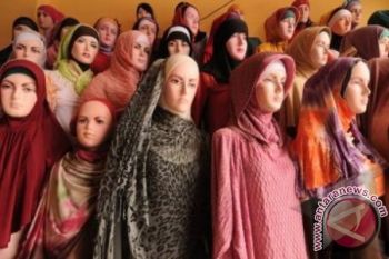 Mahasiswa Unnes Rintis Bisnis Jilbab via Online