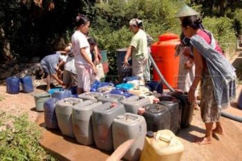 Pemkab Dorong Warga Salurkan Bantuan Air Bersih