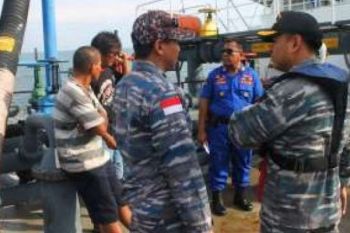 Satu Luka Berat Dalam Perompakan Kapal Minyak