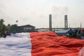 Bendera Merah Putih  Sepanjang 3.000 Meter Siap Dibentangkan