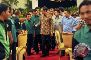 Presiden Undang Pengemudi Kendaraan Umum