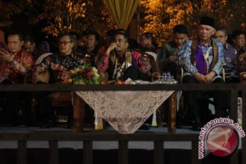 MENTERI PARIWISATA
