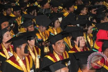 Pemprov Papua minta Universitas Cenderawasih tingkatkan kualitas
