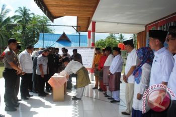 Lima Calon Bupati Natuna Deklarasikan Pilkada Damai