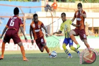 GRESIK UNITED KALAH