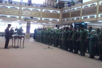 Kepala BKD Lampung Lantik 180 Pejabat Eselon 