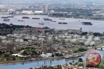 Harga Minyak Turun 1,79 Dolar AS