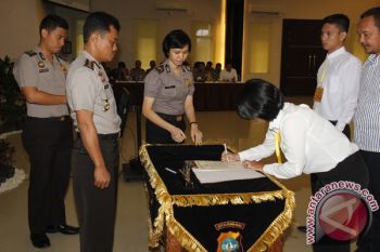 Calon Polri Dari Kepri Tandatangani Pakta Integritas