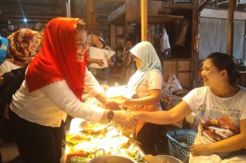 Ita: Lanjutkan Revitalisasi Pasar Tradisional