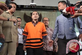 KPK Tahan Mantan Dirjen Kemenakertrans