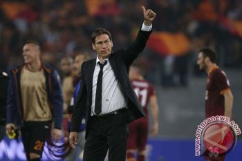 Roma Tundukkan Frosinone 2-0
