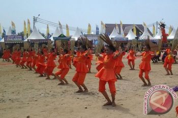 Tari Kolosal Pekan Budaya dan Pariwisata Sulteng