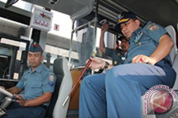 Danlantamal Manado periksa kelengkapan kendaraan dinas 
