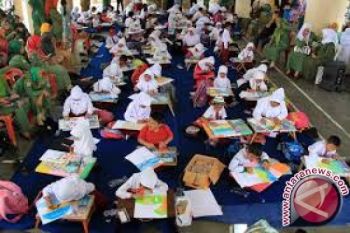 Lomba Menggambar Sail Tomini Diikuti 400 Siswa