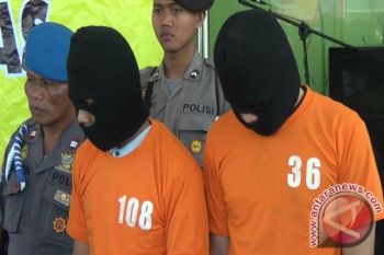 Dua oknum polisi tertangkap pesta ganja