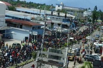 Menteri Yohana turunkan tim pemantau pembunuhan balita di Bintuni