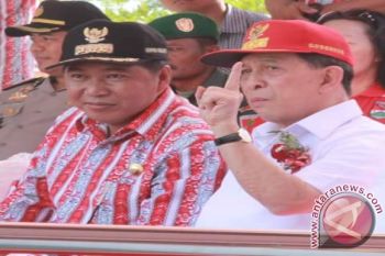 Bupati Minahasa Tenggara beri pujian bagi Sarundajang