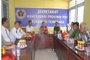 Kapolda Sultra Kunjungi PWI