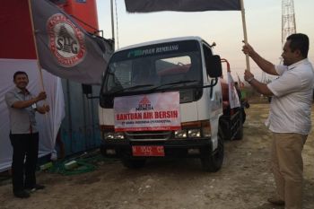 Semen Indonesia Salurkan 102 Hewan Kurban