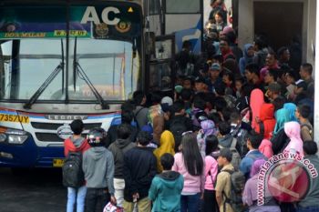 Arus Mudik Terminal Bungurasih