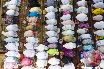 Jamaah Syatariyah Padang Laksanakan Salat Idul Adha