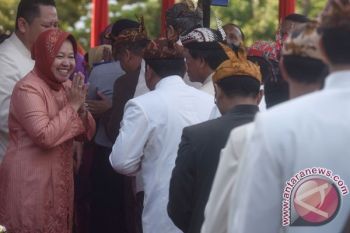Wali Kota Risma Berpamitan Kepada Warga Surabaya