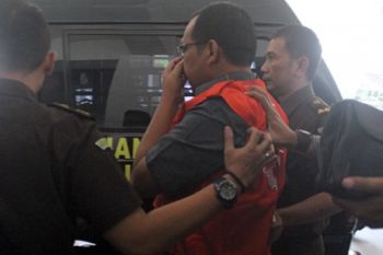 Kepala Biro Bangda Jateng Ditahan Kejaksaan
