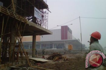 Pertokoan Di Borneo City Mall Sampit Disegel 