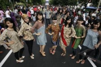 Hari Batik Nasional, Masyarakat Solo Diimbau Pakai Baju Batik