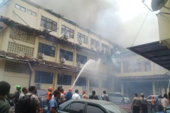 Mapolda Terbakar, 74 Tahanan Diungsikan