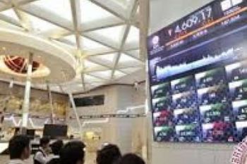 Ekonom: Langkah Konkret Pemerintah Ditunggu Pasar