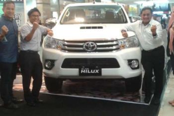 Toyota Bakal Jual 50 Hi-Lux Tiap Bulan