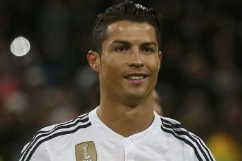 Real Madrid Atasi Malmo 2-0