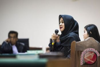 Evy Sebut Kaligis Jamin Amankan Perkara Gatot