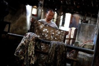 Perajin Batik Diimbau Gunakan Pewarna Alam