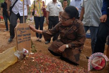 Mensos akan Tahlilan di Rumah Keluarga Mendiang PNF